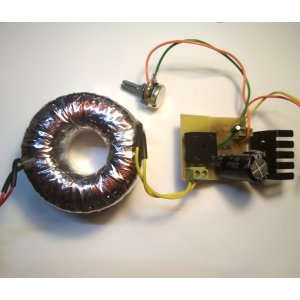 Блок питания на LM350 Вид блока питания